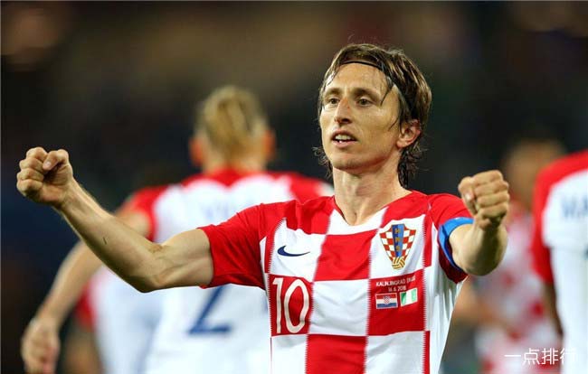 劳塔罗2025年12场欧冠进12球，欧冠主场连续5场破门（劳塔罗2025年欧冠12场轰12球，欧冠主场已连续5战破门）