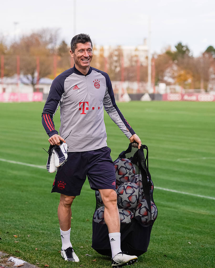 亚冠精英联赛积分榜：中超3队5轮过后齐聚倒三，海港1分垫底（5轮后亚冠精英联赛榜单：中超三队包揽后三位，海港仅积1分垫底）