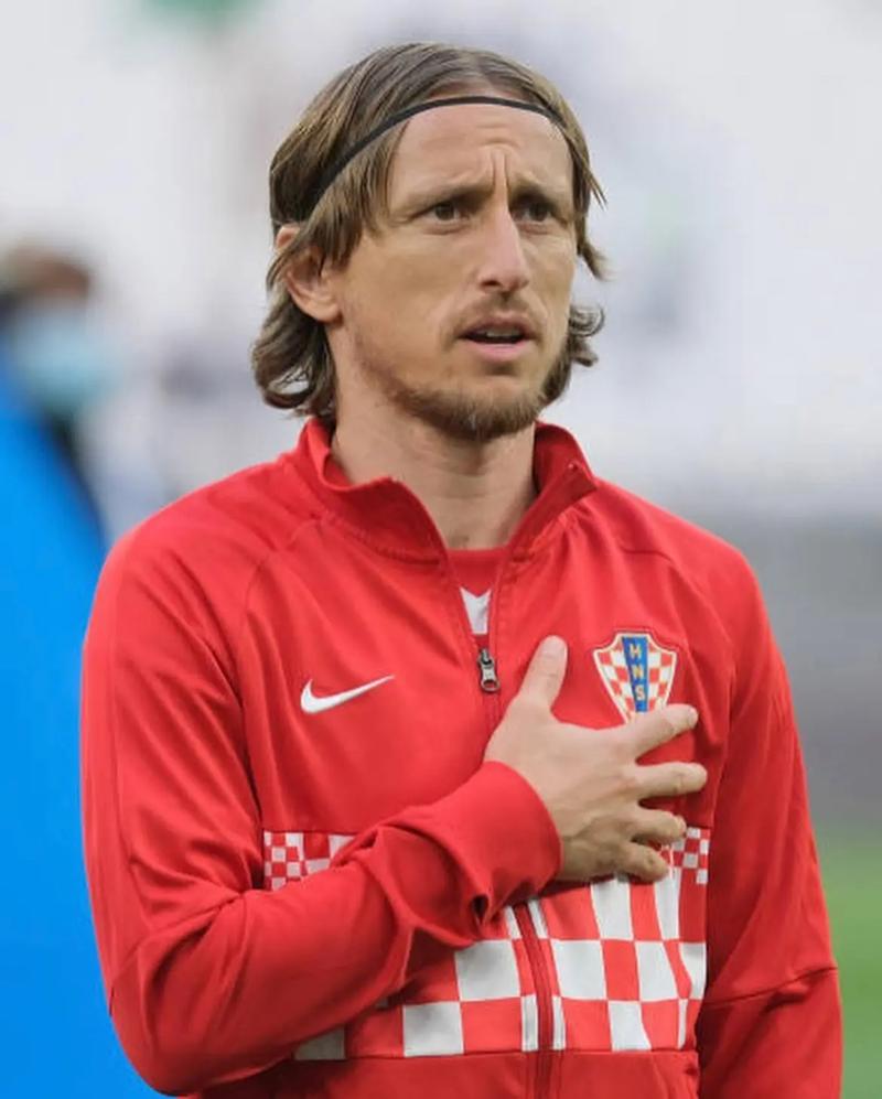 欧冠师徒对决首演，皇马主场迎战曼城（欧冠首度上演师徒之争，皇马坐镇主场对阵曼城）