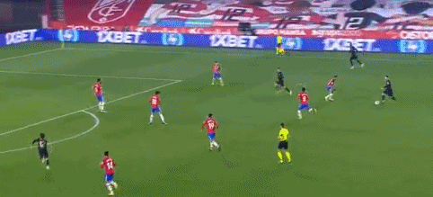 逆天，挪威甲门将点球大战一脚将摆好的球踢走以干扰对方（挪威甲点球大战现争议：门将一脚踢走摆好的球干扰对手）